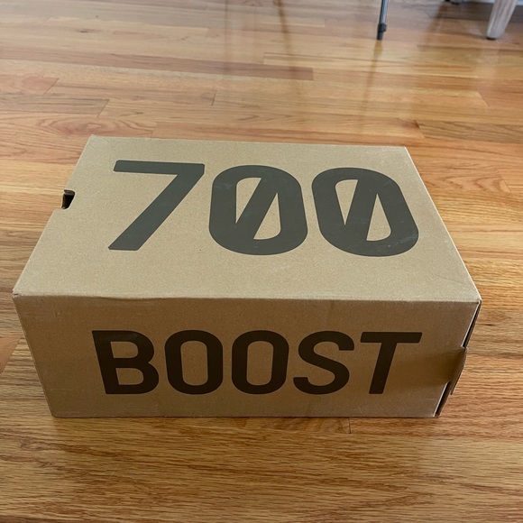Yeezy Boost Men Size 5.5 Carbon Blue Like NEW - Picture 9 of 9